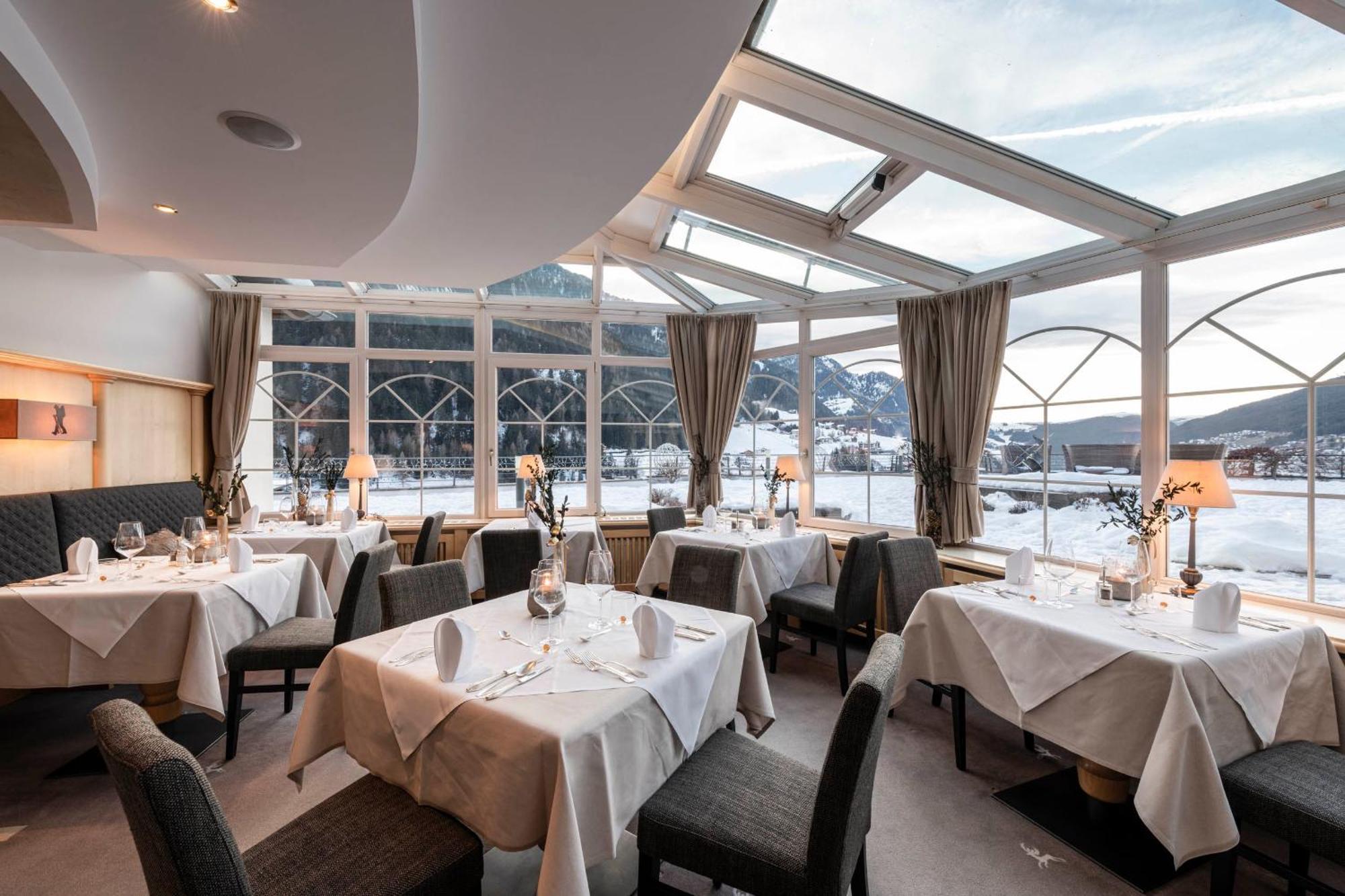 Alpenheim Charming & Spa Hotel Ortisei Exteriér fotografie
